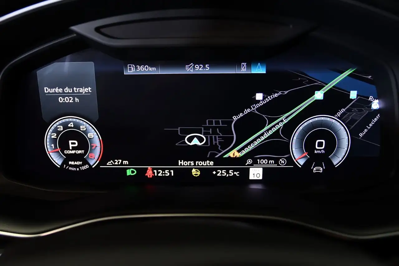Audi Q7 - Image 22