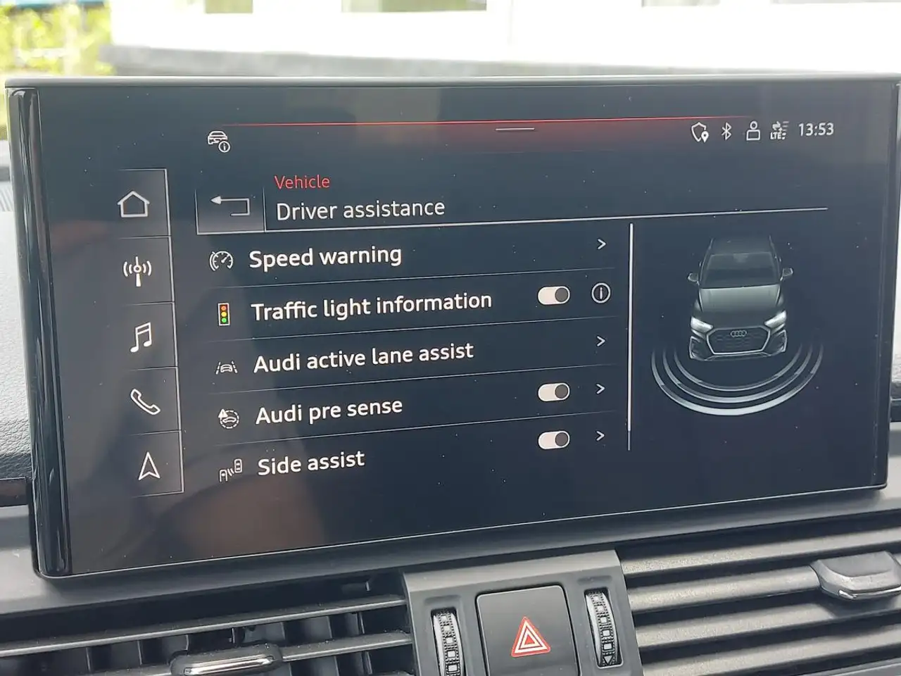 Audi Q5 - Image 25