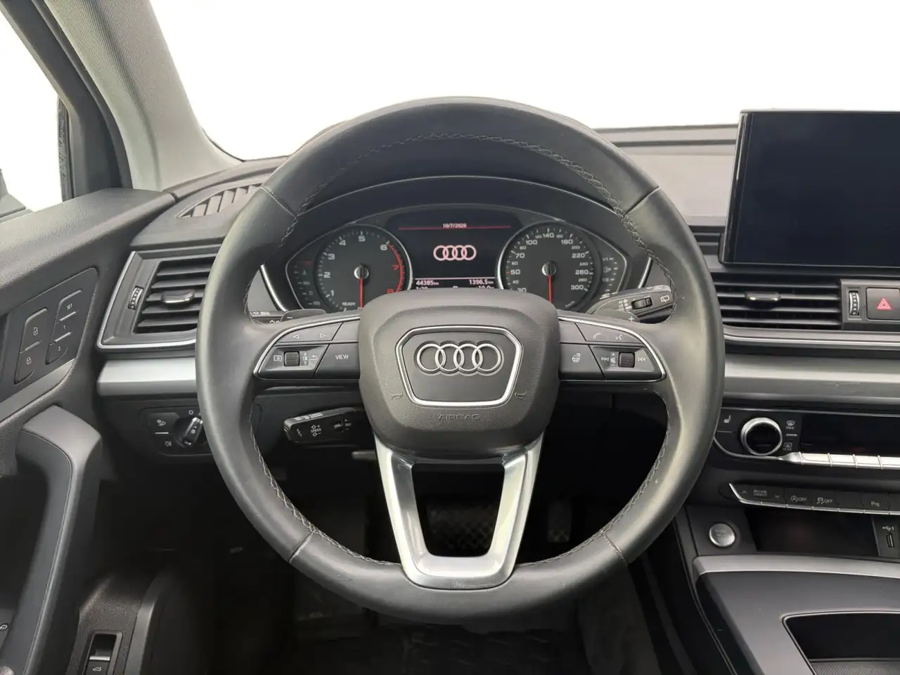 Audi Q5 - Image 21