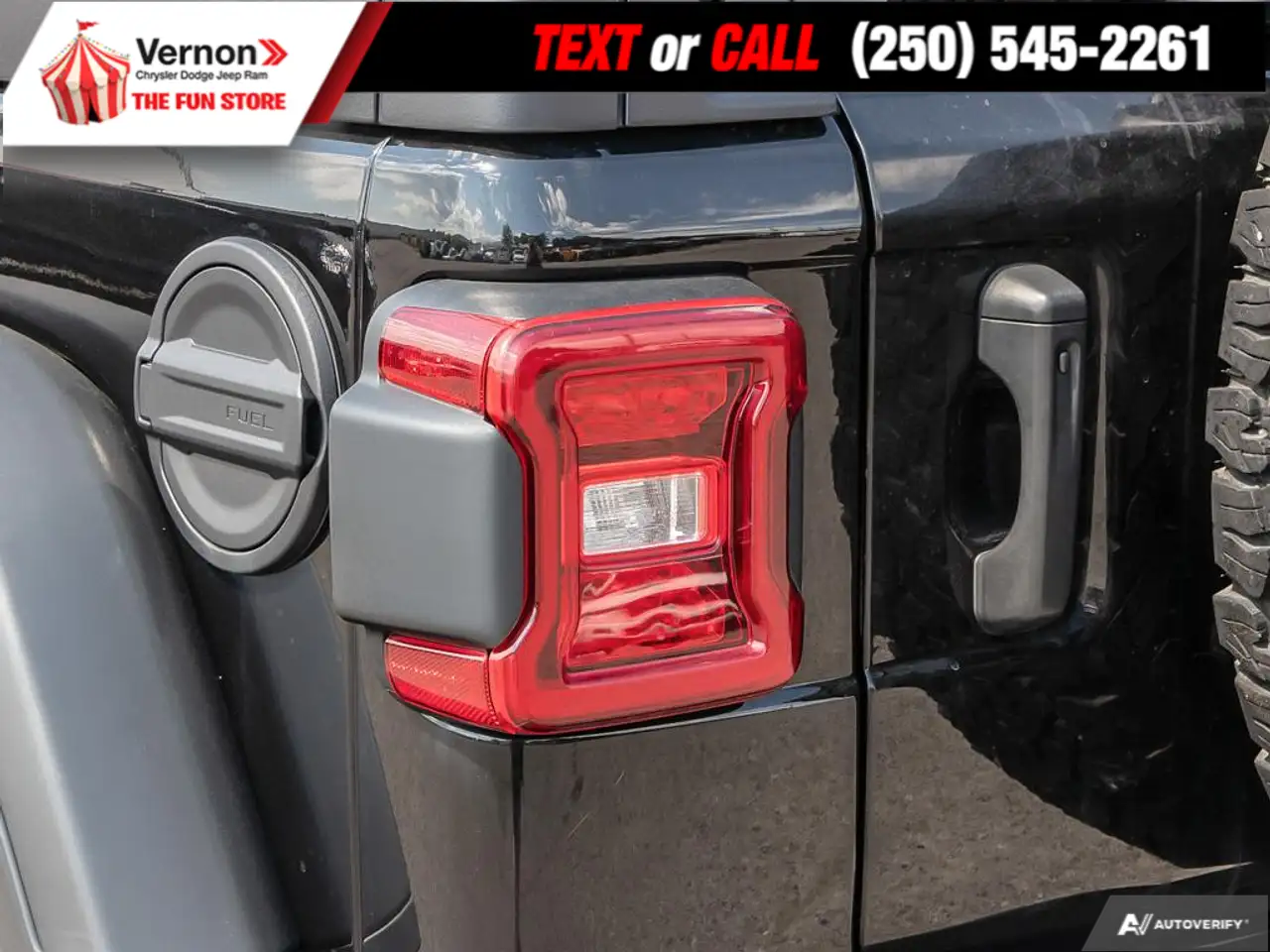 Jeep Wrangler - Image 12