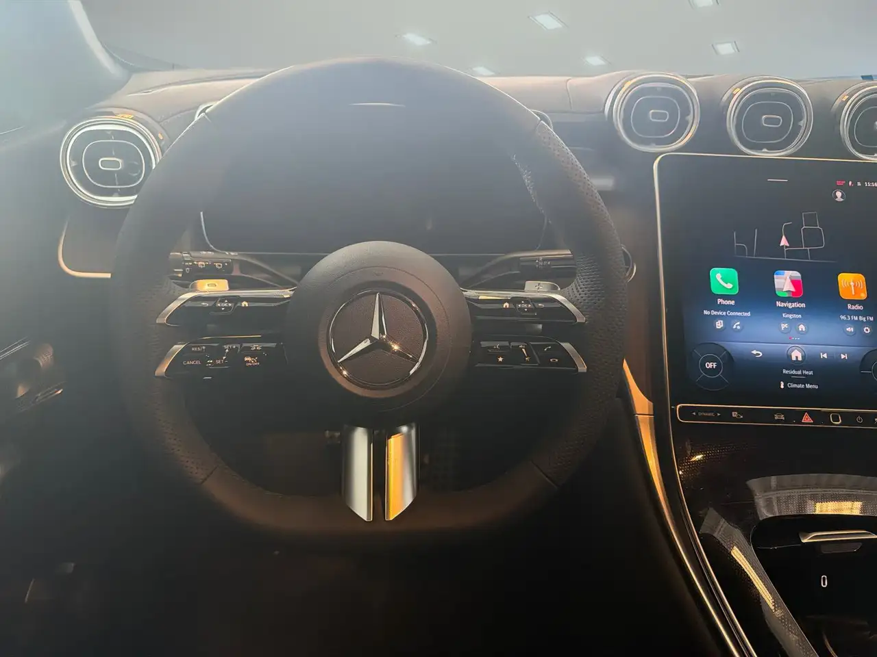 Mercedes-Benz GLC - Image 29