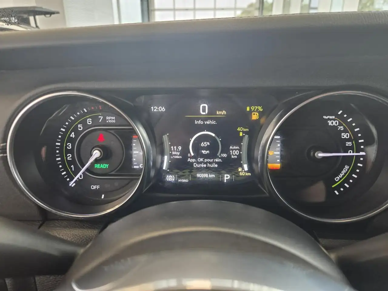 Jeep Wrangler - Image 12