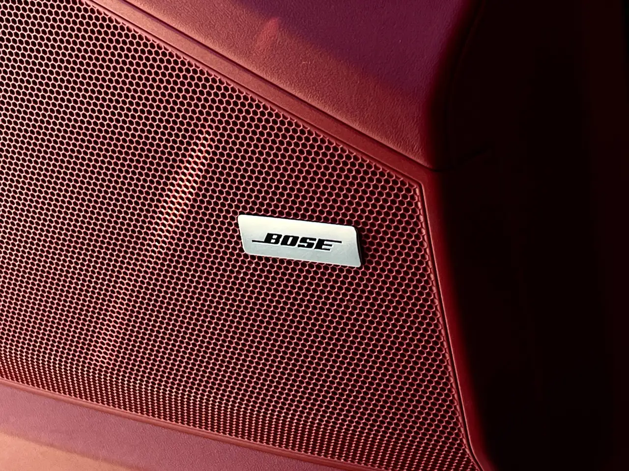 Porsche Cayenne - Image 12