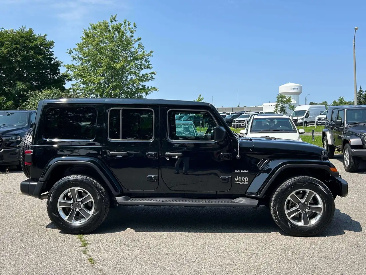 Jeep Wrangler - Image 6