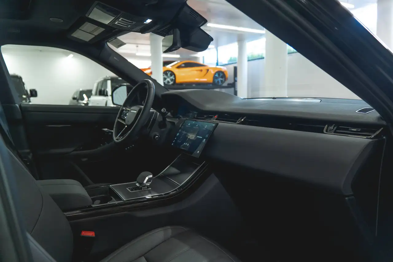 Land Rover Range Rover Evoque - Image 15