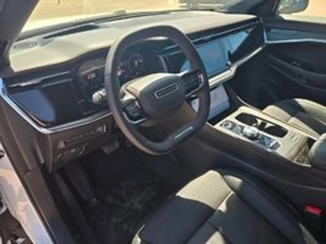 Jeep Wagoneer S - Image 7