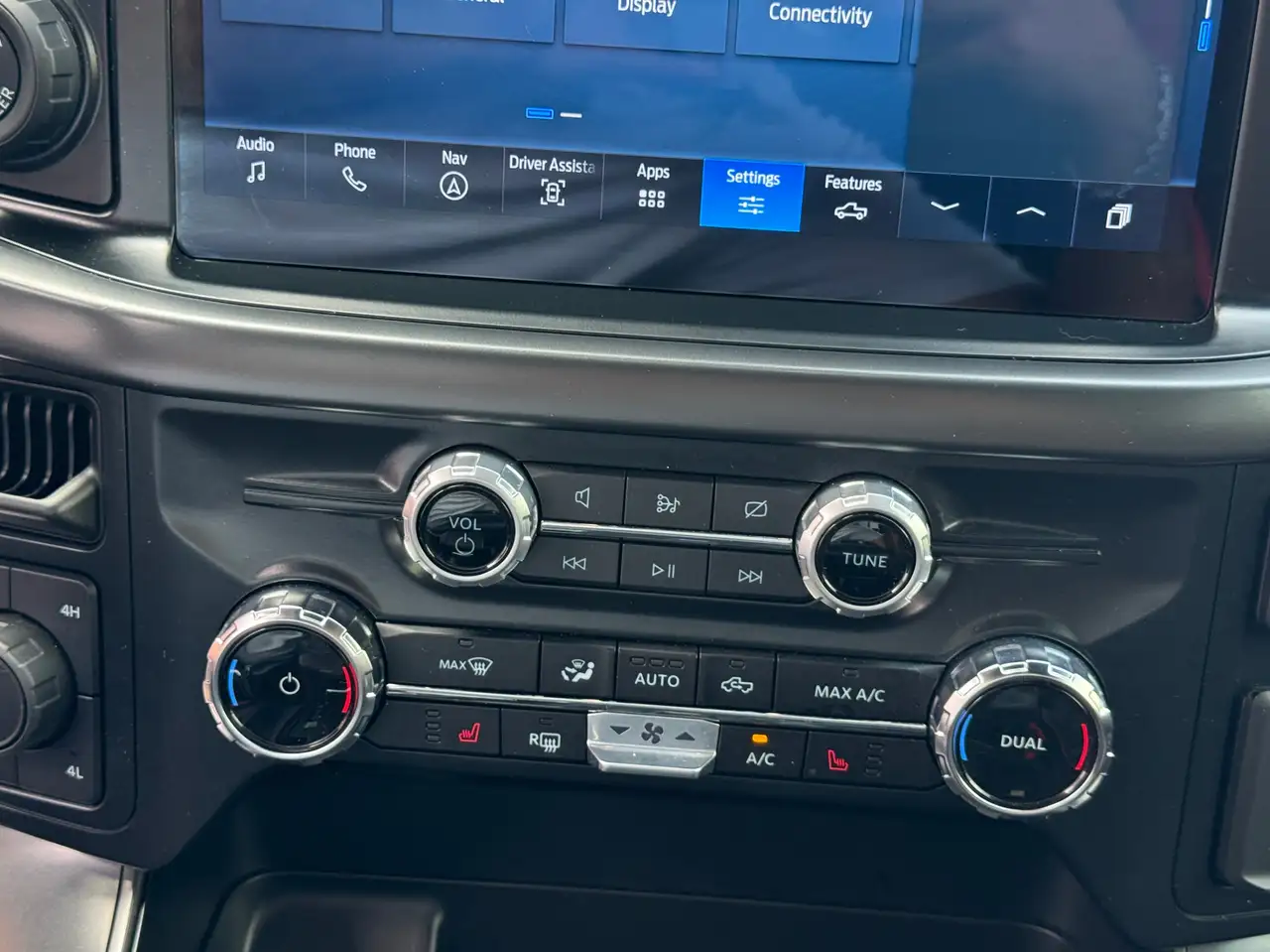 Ford F-150 - Image 20