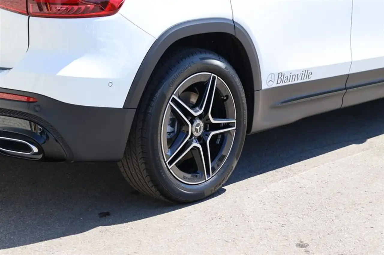 Mercedes-Benz GLB - Image 3