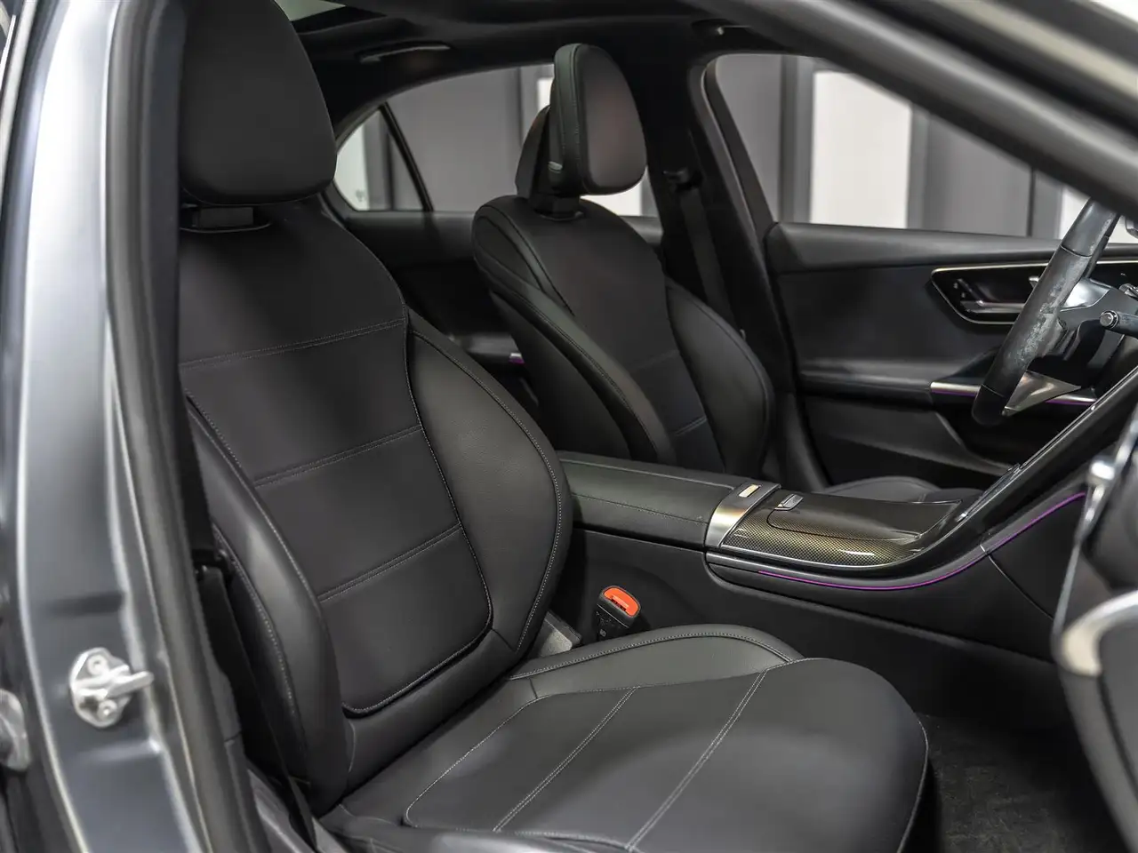 Mercedes-Benz C-Class - Image 10