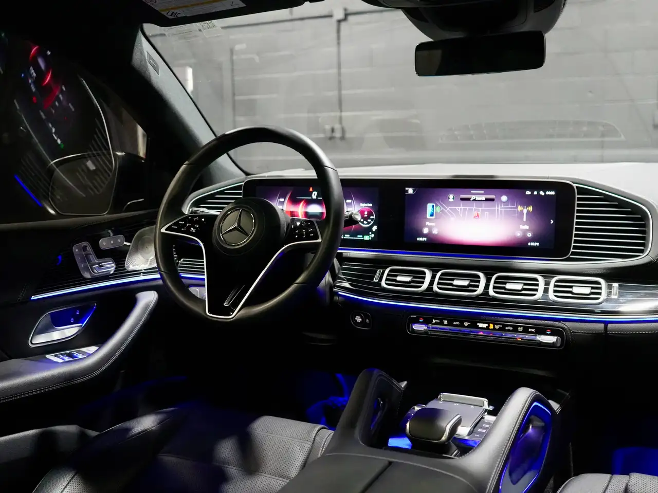 Mercedes-Benz GLE - Image 33