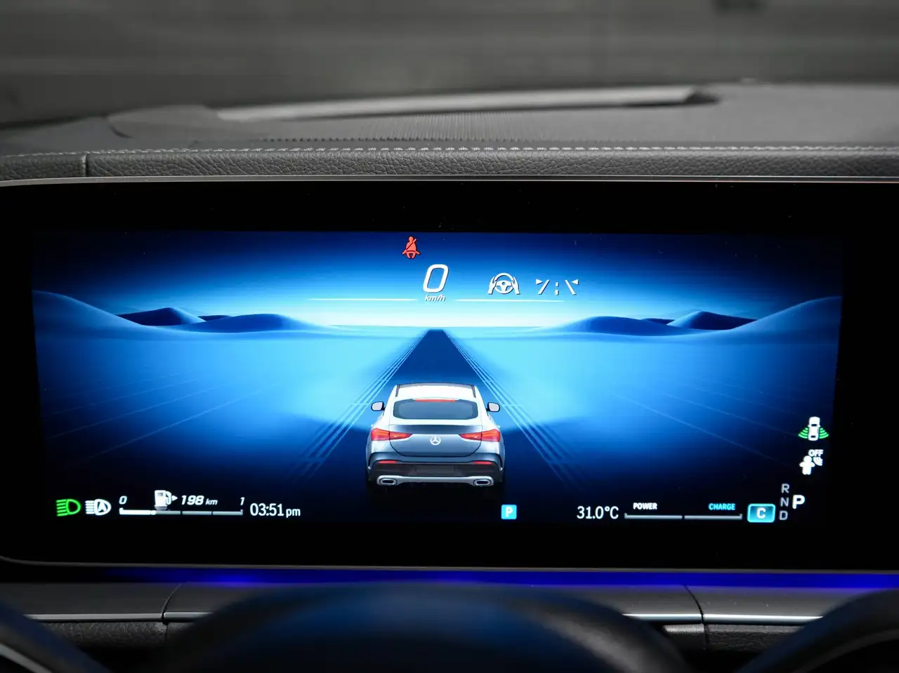 Mercedes-Benz GLE - Image 23