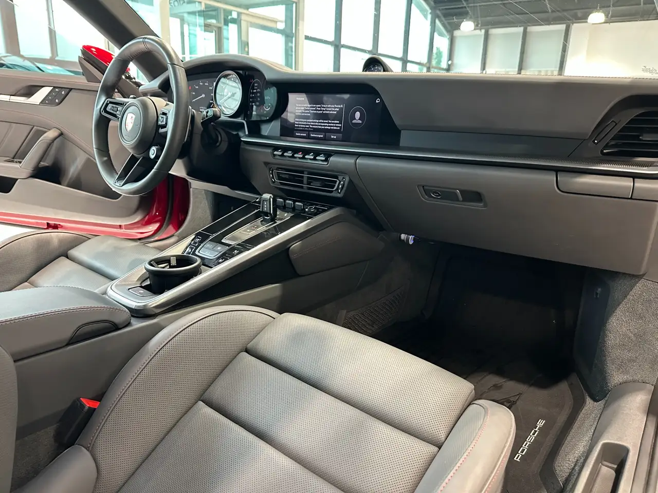 Porsche 911 - Image 13