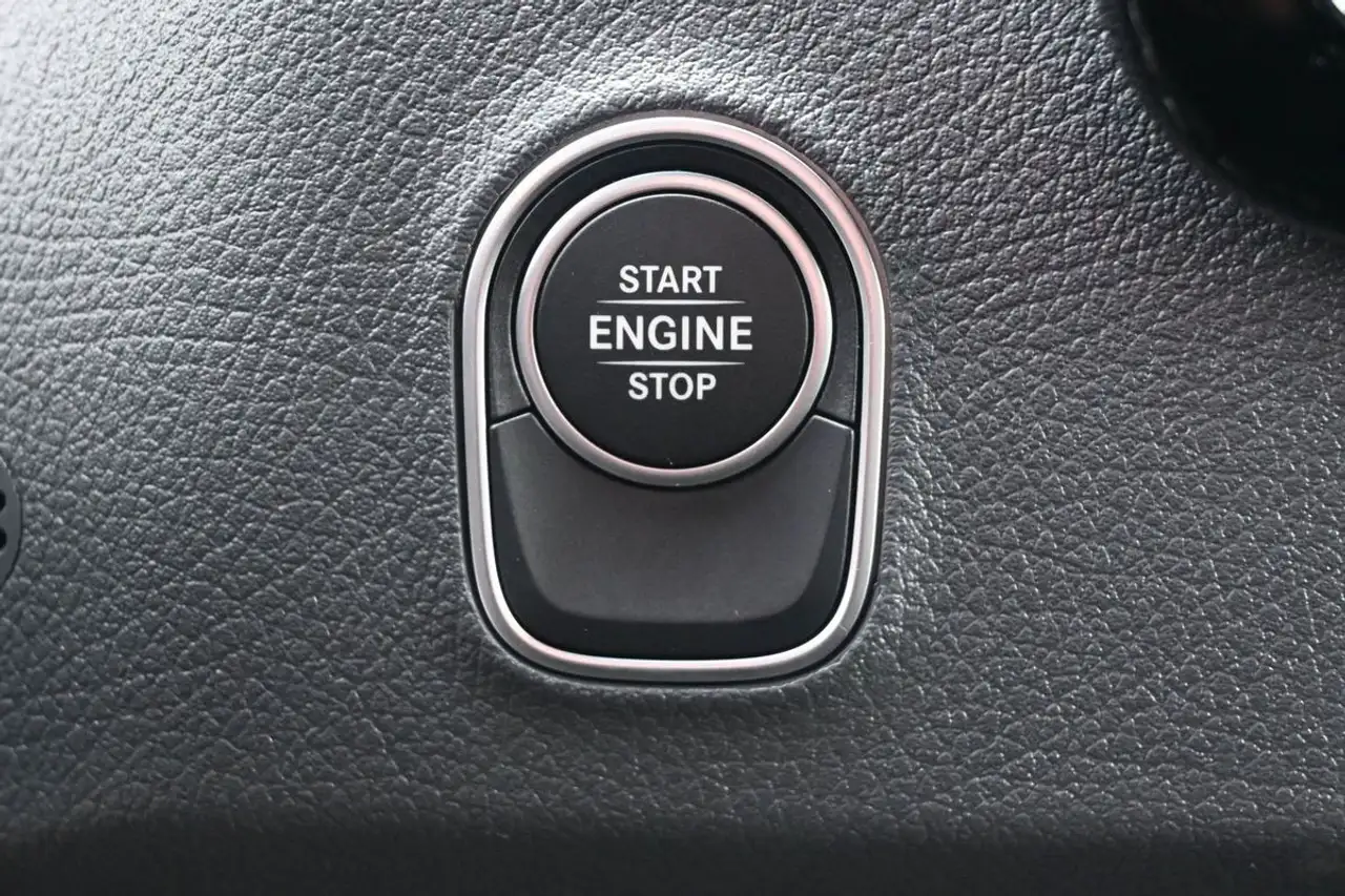 Mercedes-Benz Sprinter - Image 7