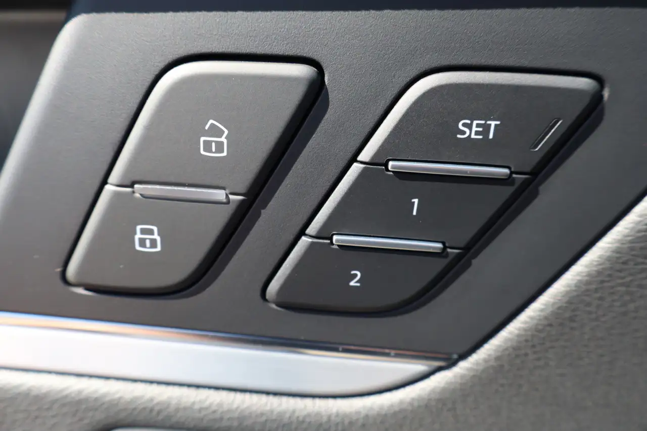 Audi Q5 - Image 25
