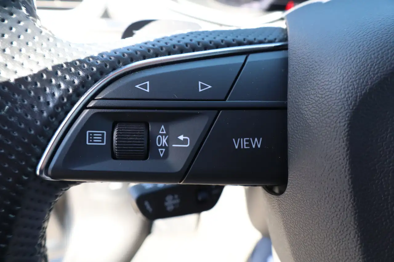 Audi Q5 - Image 13