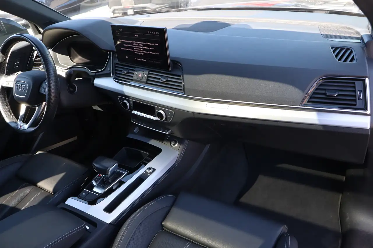 Audi Q5 - Image 12