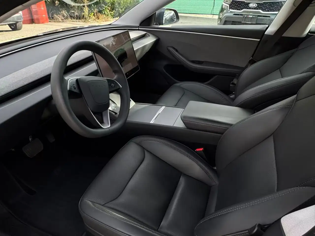 Tesla Model 3 - Image 10