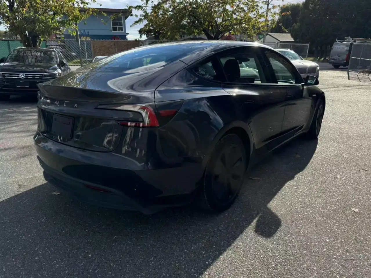 Tesla Model 3 - Image 6