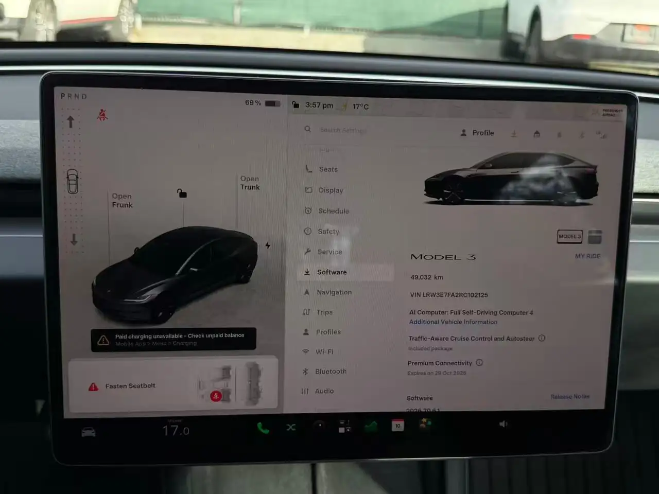 Tesla Model 3 - Image 17