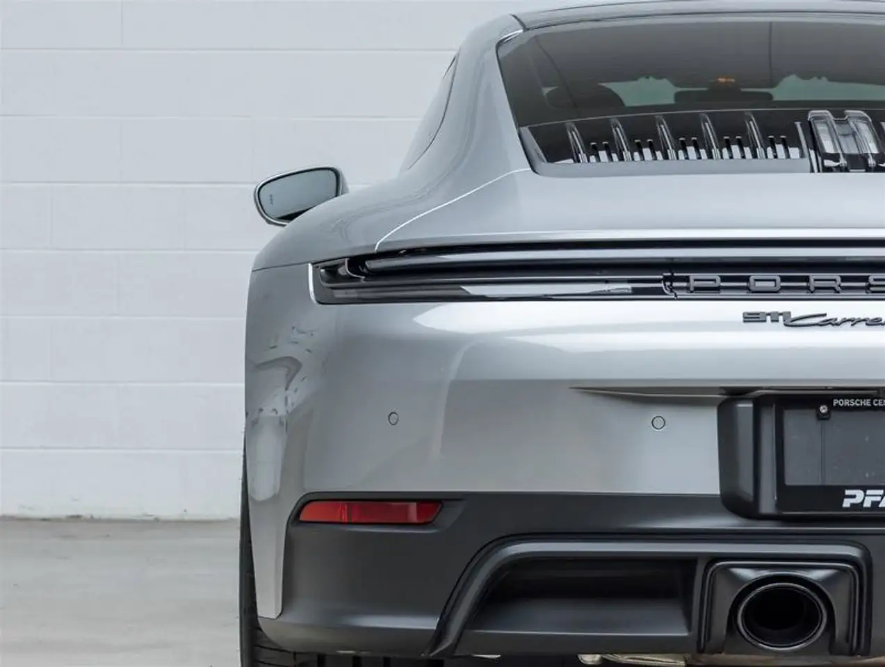 Porsche 911 - Image 14
