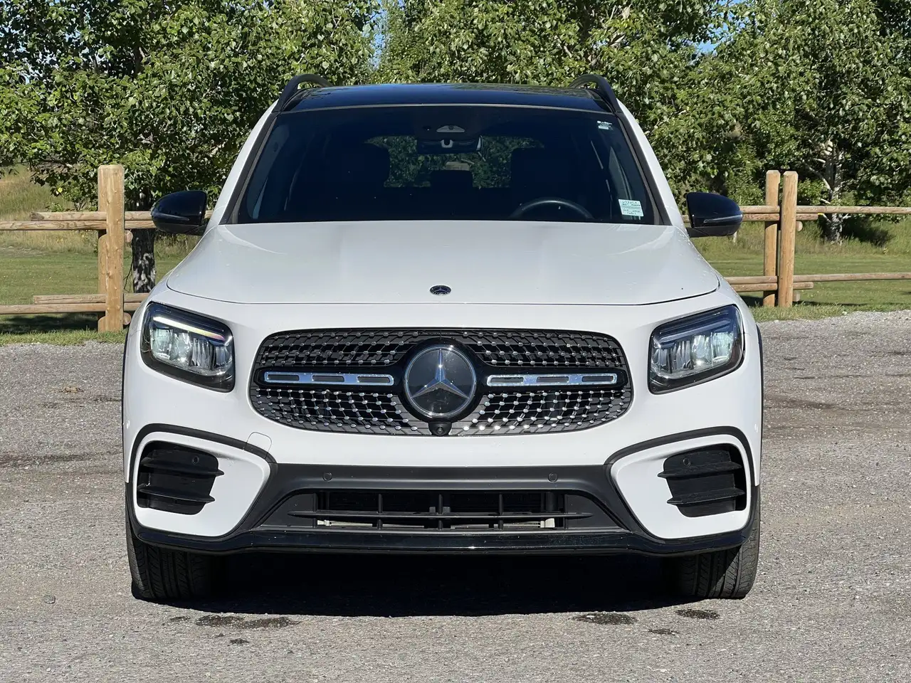 Mercedes-Benz GLB - Image 11