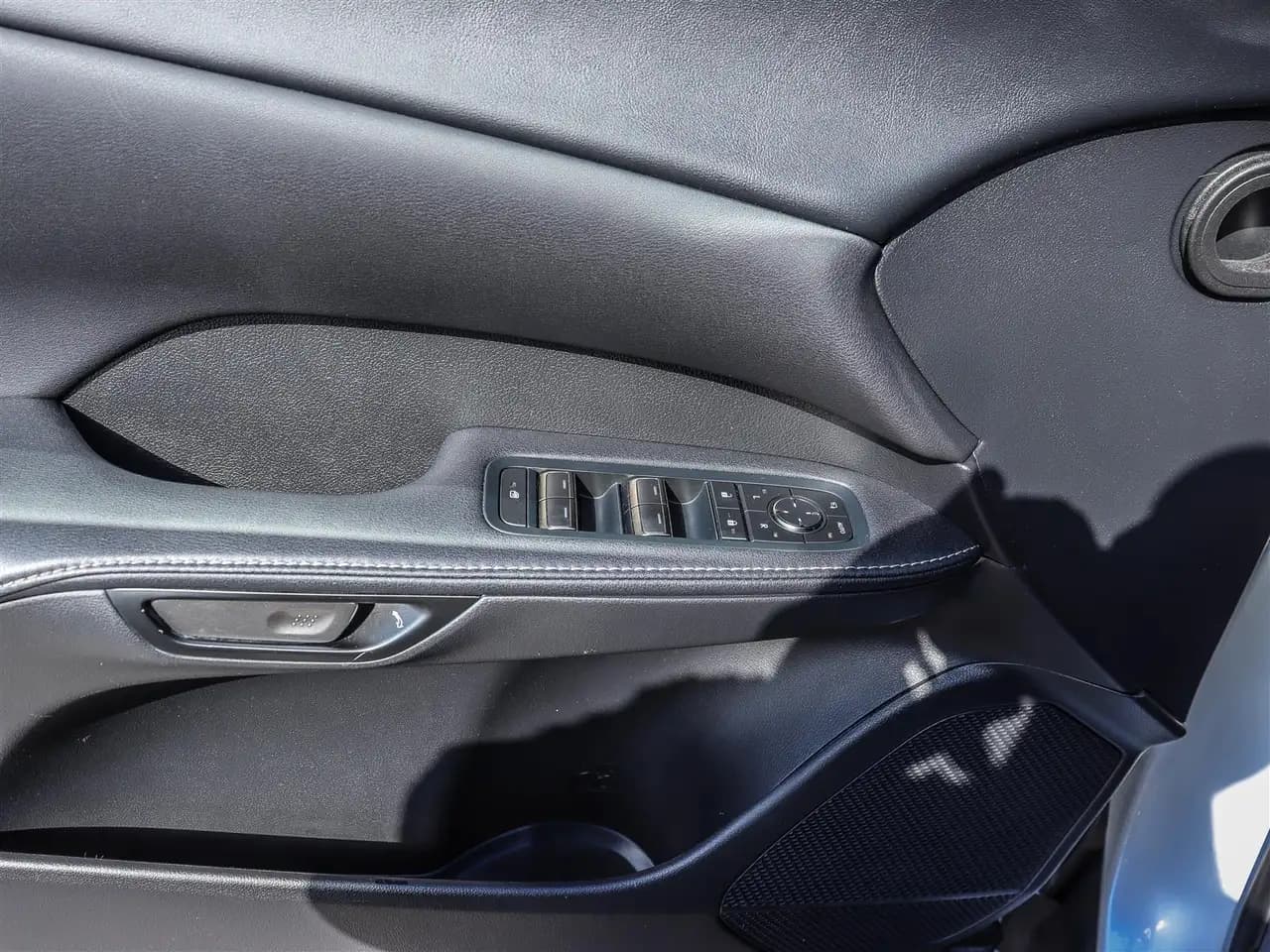 Lexus RX 350 - Image 13