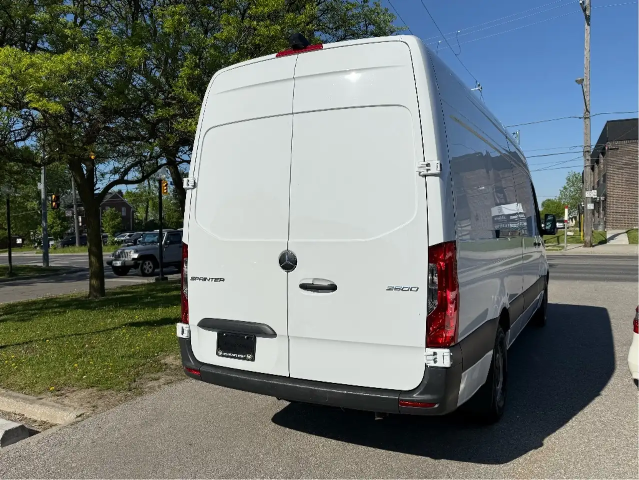 Mercedes-Benz Sprinter - Image 3