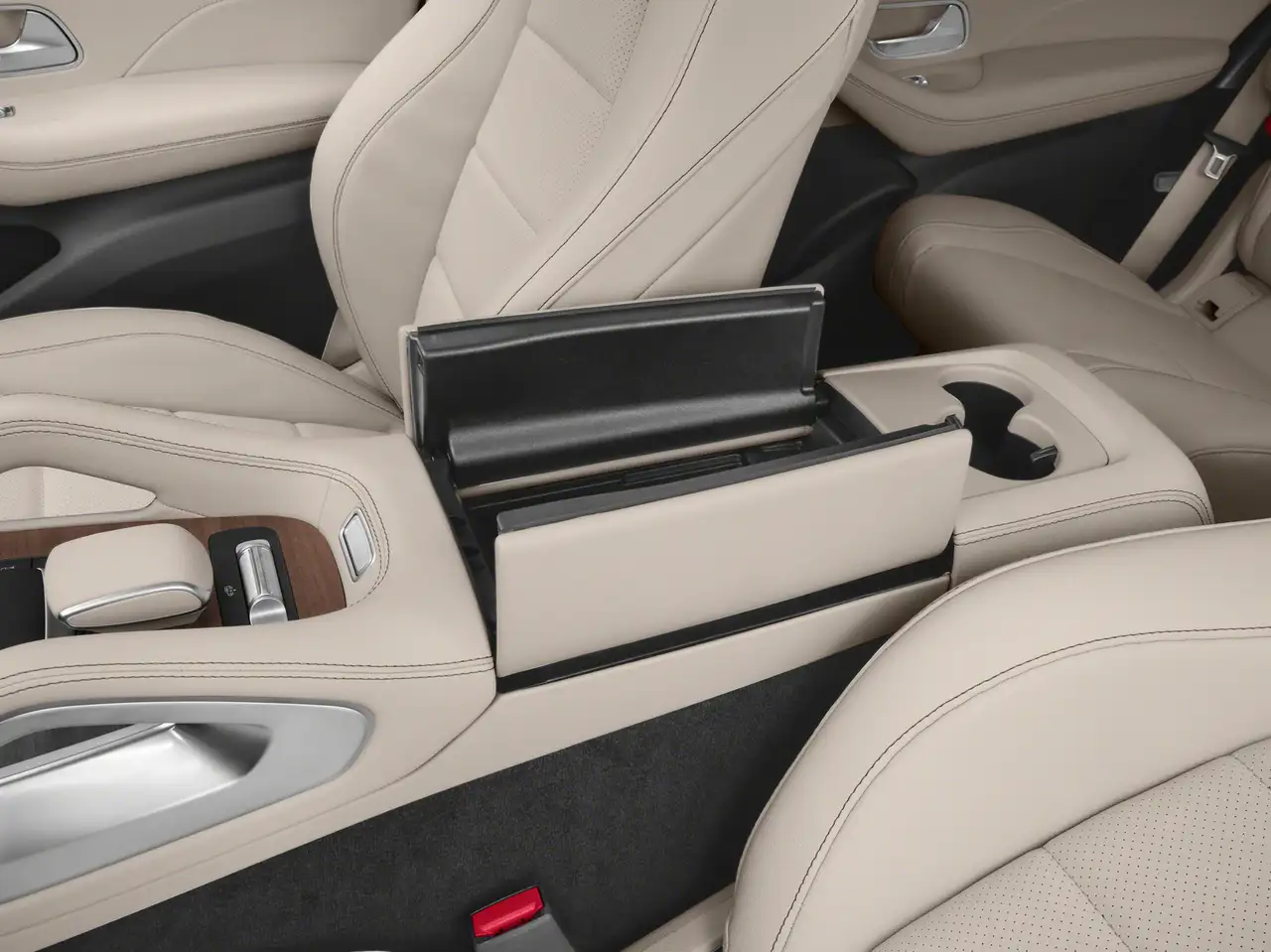Mercedes-Benz GLS - Image 10