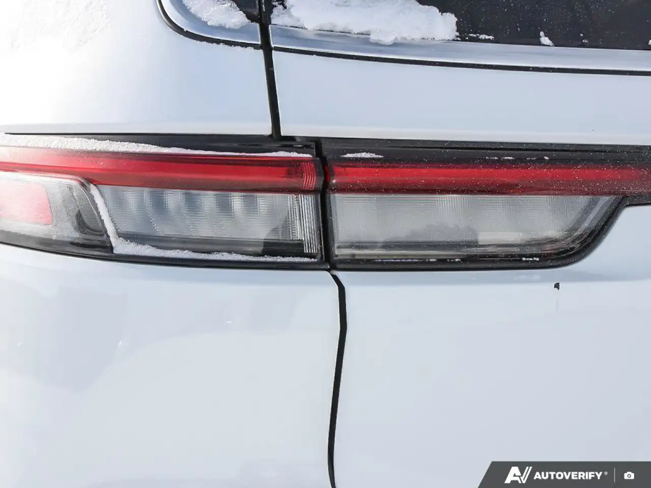 Jeep Grand Cherokee - Image 12
