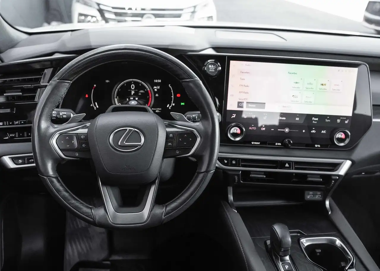 Lexus RX 350 - Image 12