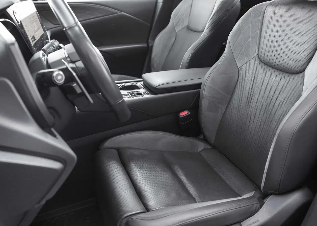 Lexus RX 350 - Image 9
