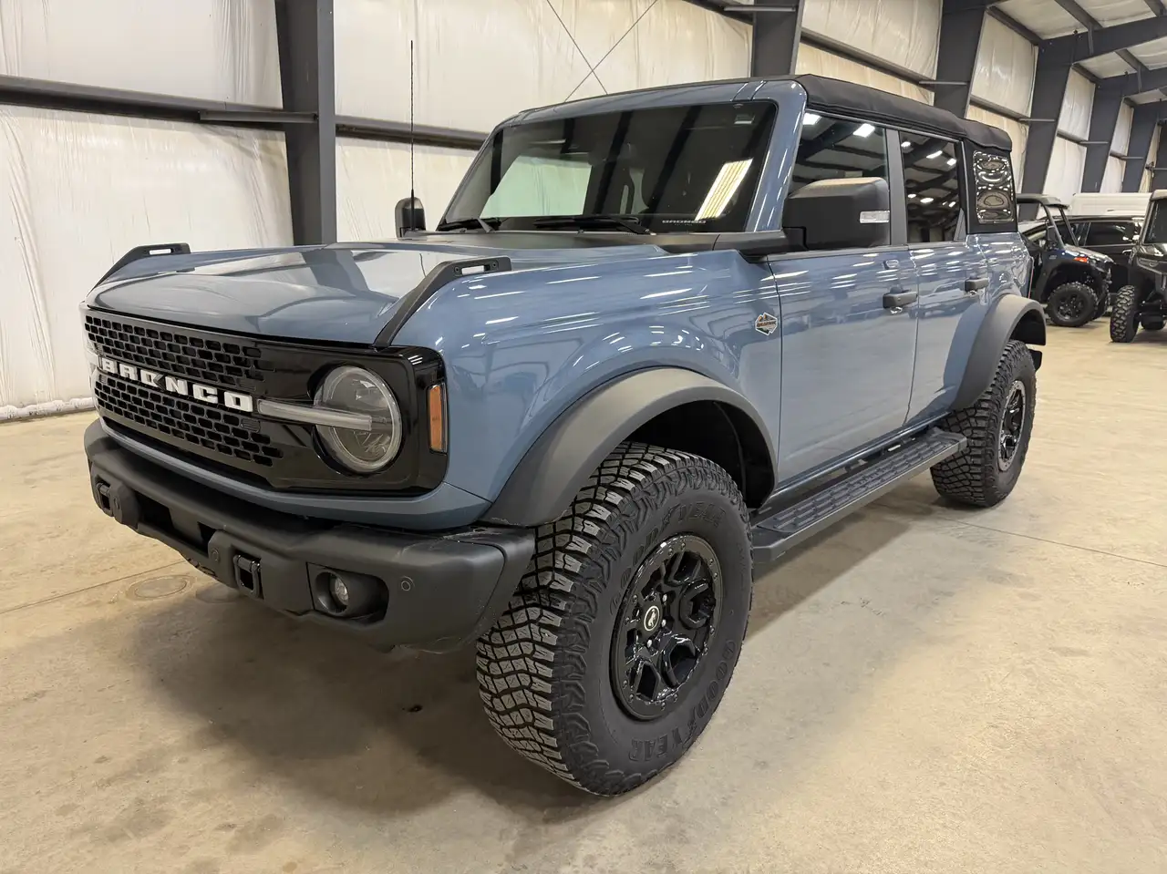 Ford Bronco - Image 3