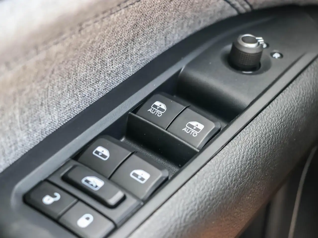 Jeep Compass - Image 21