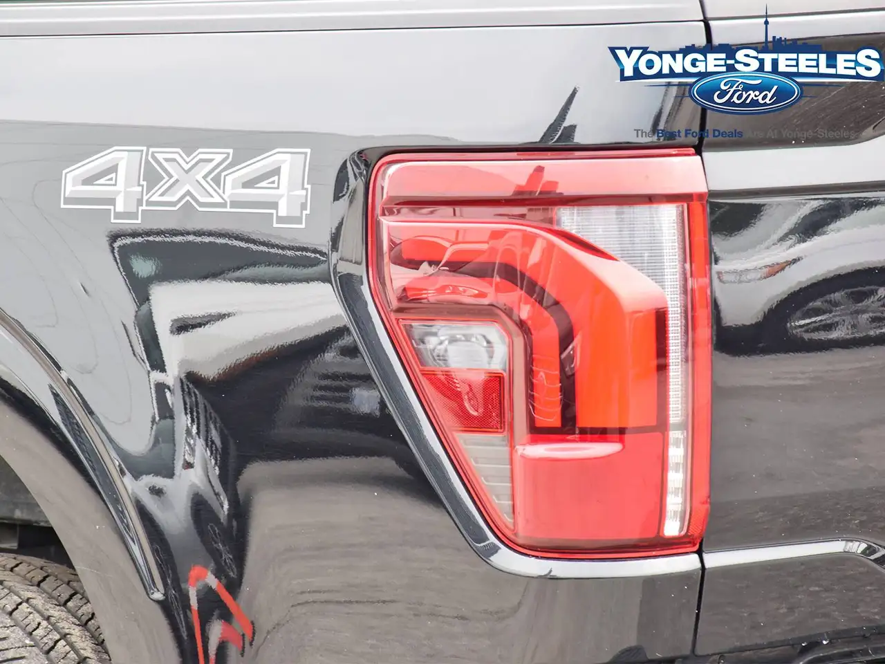 Ford F-150 - Image 8