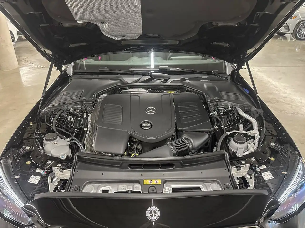 Mercedes-Benz C-Class - Image 20
