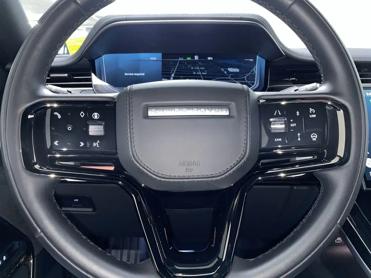 Land Rover Range Rover Sport - Image 22