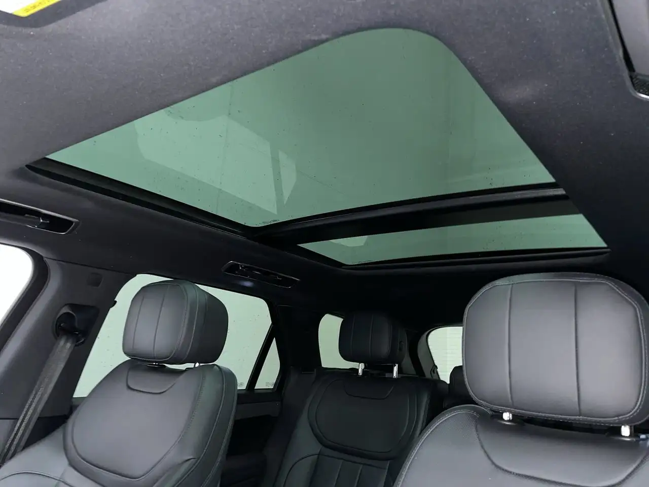 Land Rover Range Rover Sport - Image 30
