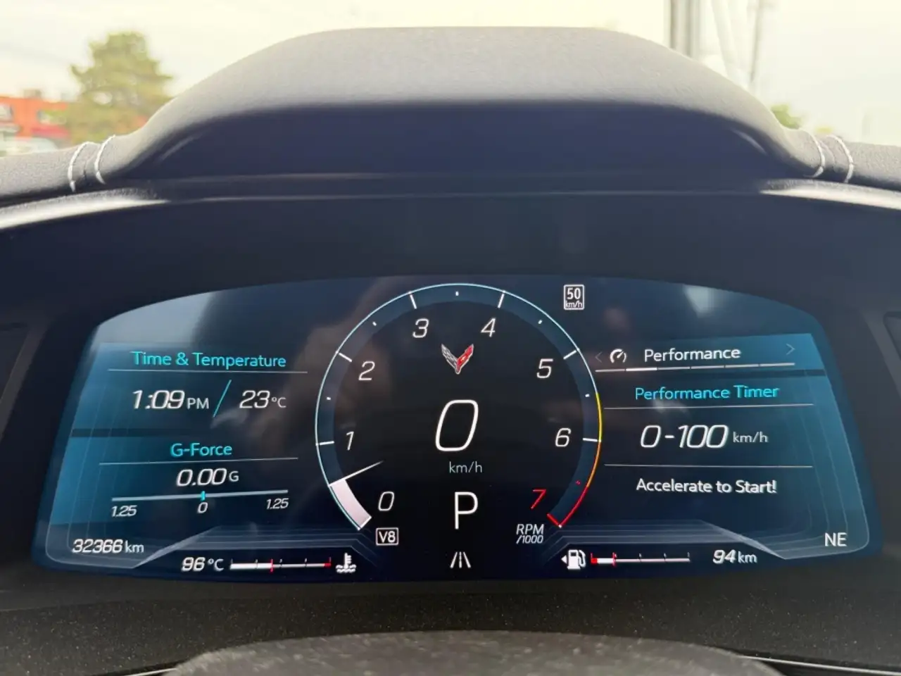 Chevrolet Corvette - Image 15