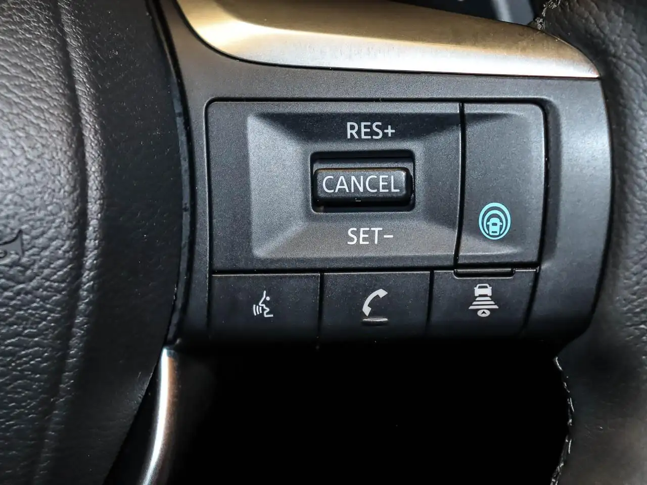 Infiniti QX60 - Image 11