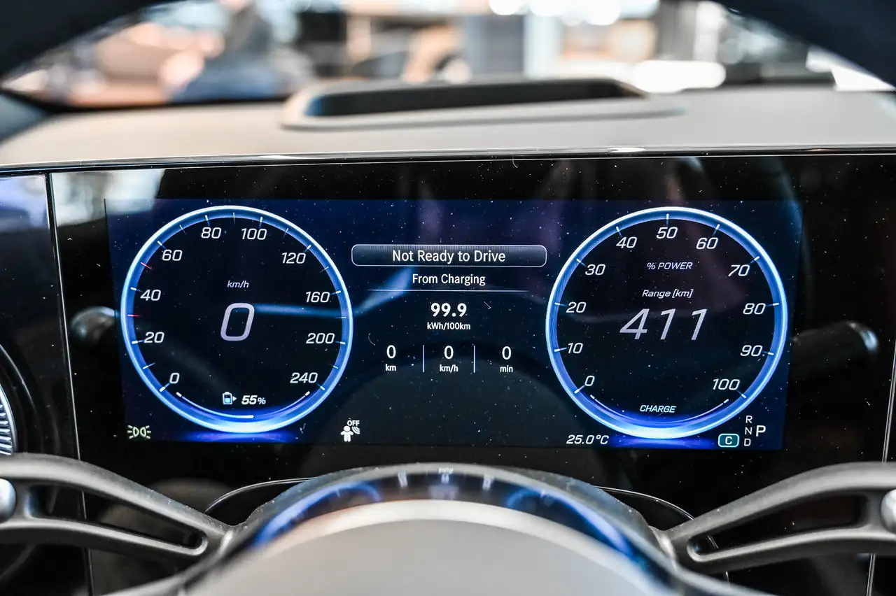 Mercedes-Benz CLA - Image 10