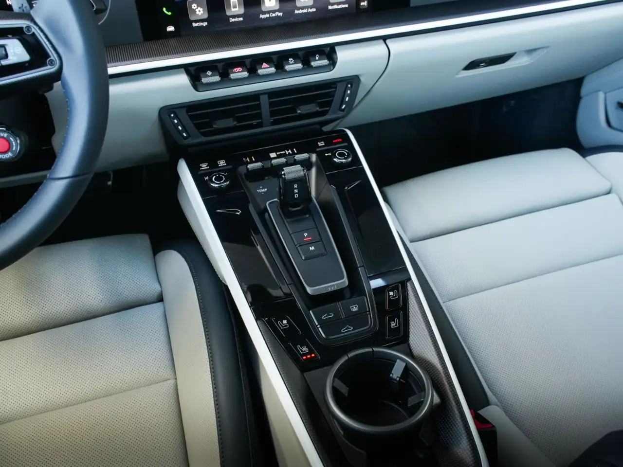 Porsche 911 - Image 23