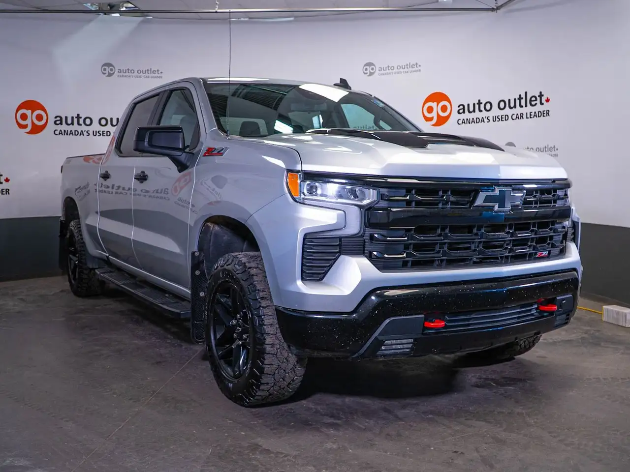 Chevrolet Silverado 1500 - Image 3