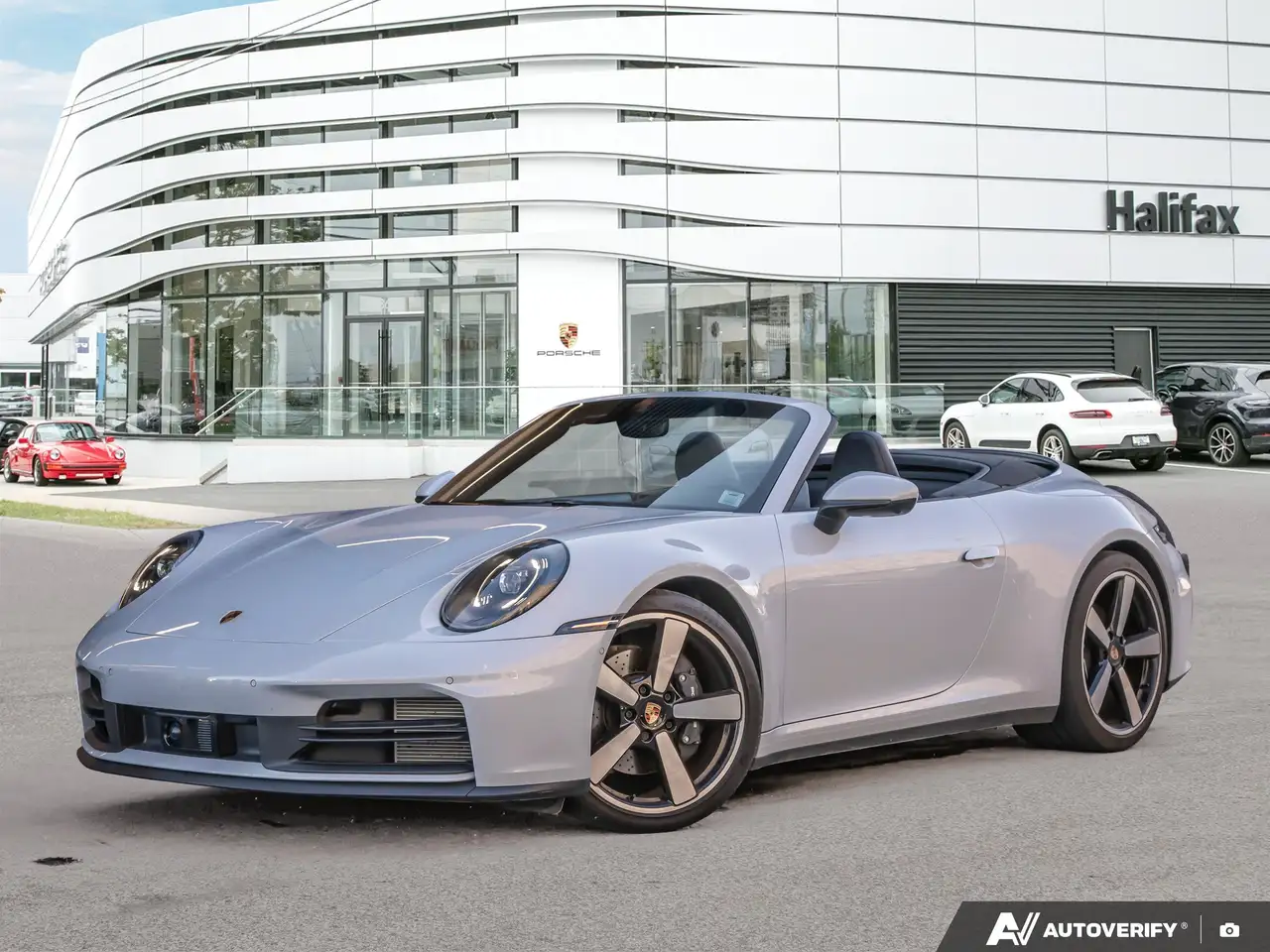 Porsche 911 - Image 1