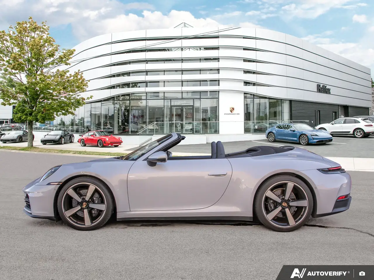 Porsche 911 - Image 2