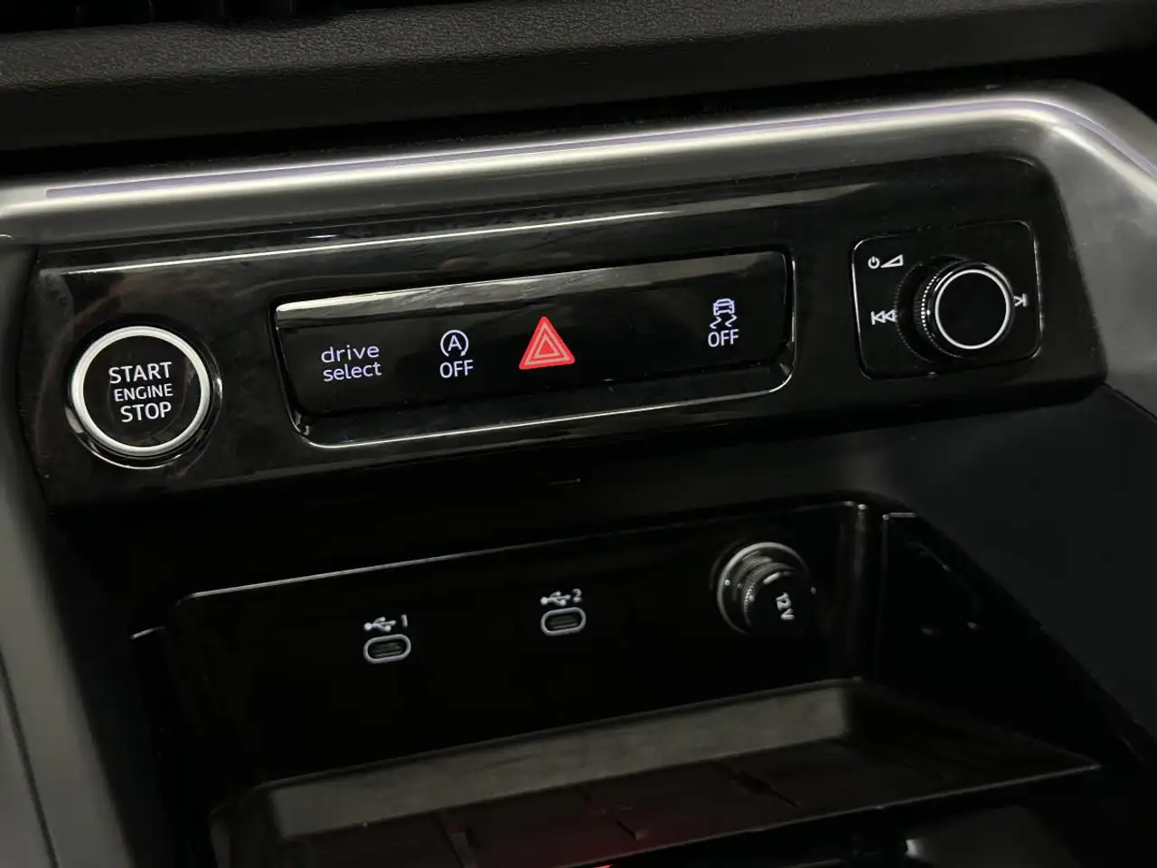 Audi Q5 - Image 22
