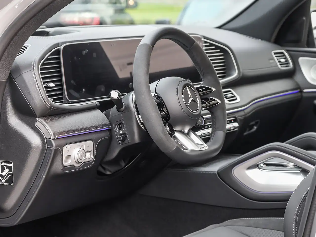 Mercedes-Benz GLE - Image 14
