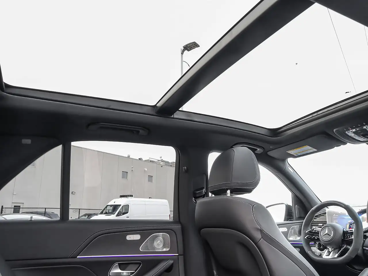 Mercedes-Benz GLE - Image 17