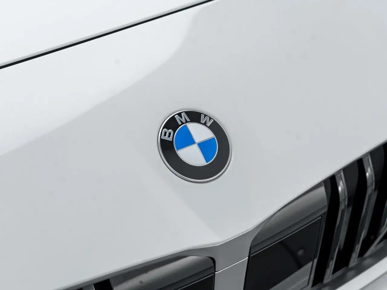 BMW 2 Series - Image 2