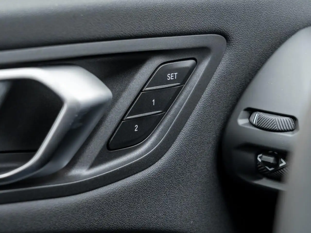 BMW 2 Series - Image 14