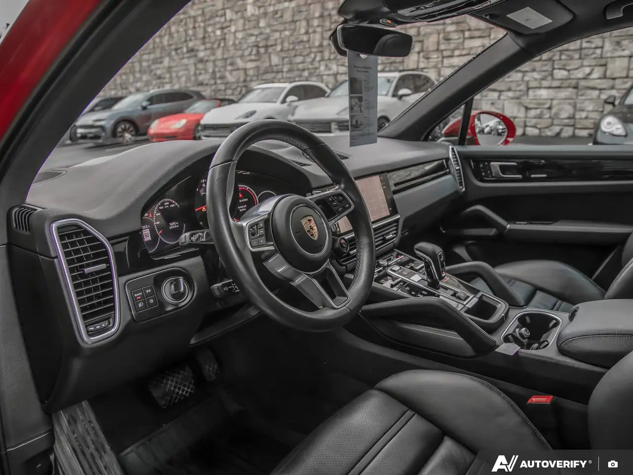 Porsche Cayenne - Image 14